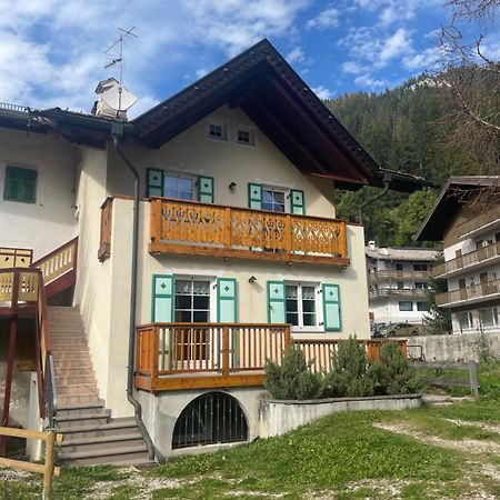 까나제이 Casa Cesarina By Ama Val Di Fassa 아파트 외부 사진